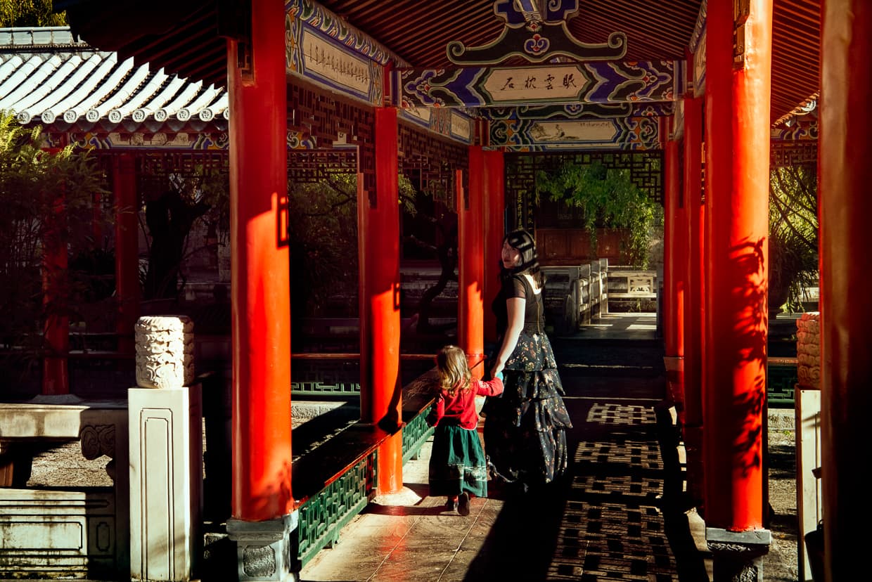Taking a stroll in Lijiang, China. Mufu Palace.