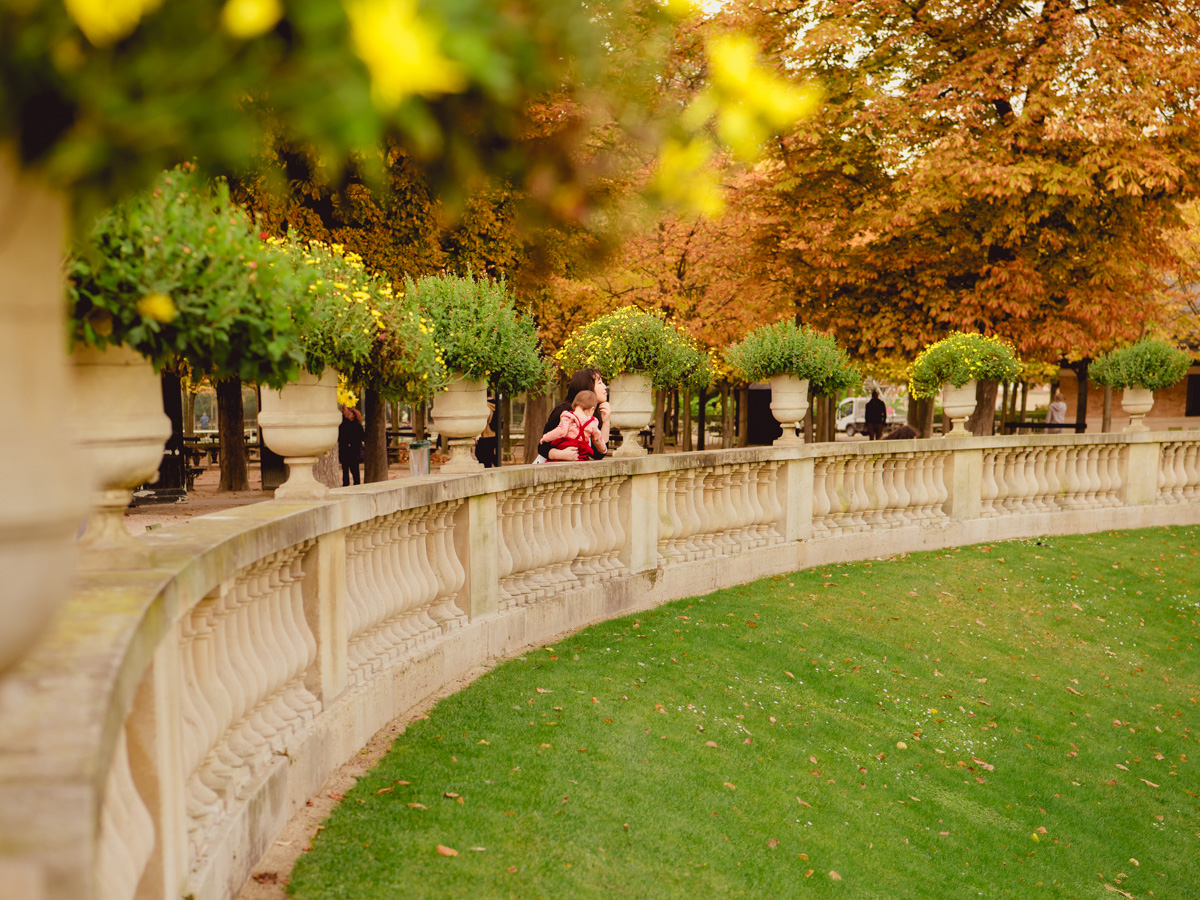 luxembourg-garden-paris-france-lifestyle-family-photography-jakeanddannie-17